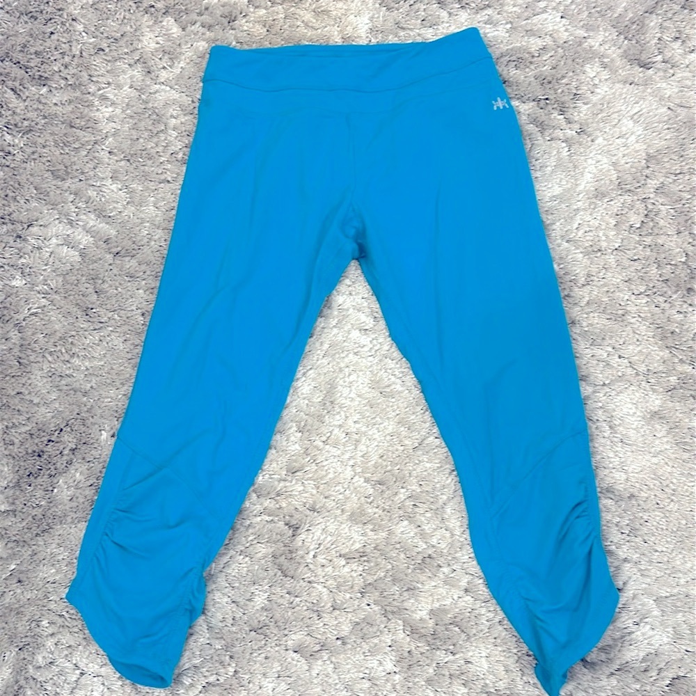 KYODAN Figure Flattering Shaping Cropped Teal Leggings w Ruching